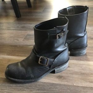 Women’s 8.5 Frye Moto/Engineer boot